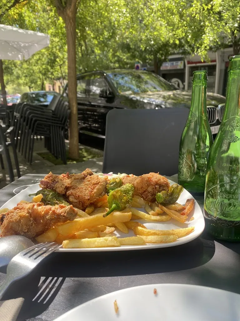 sira gutierrez_Bar Maruxa_Teba_review