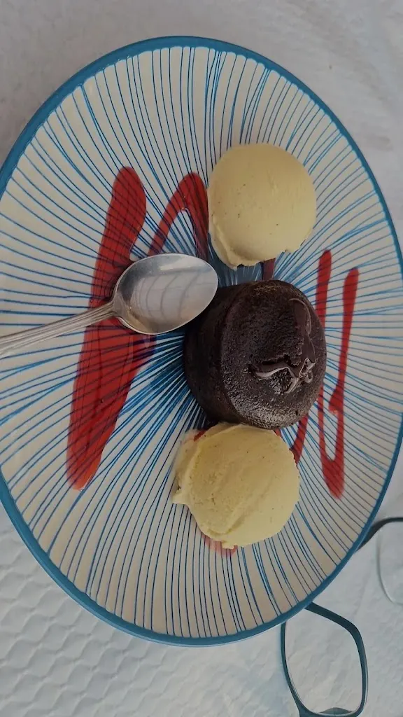 Vernon “hollywood” Cole_Bar Chamizo_Sierra de Yeguas_review