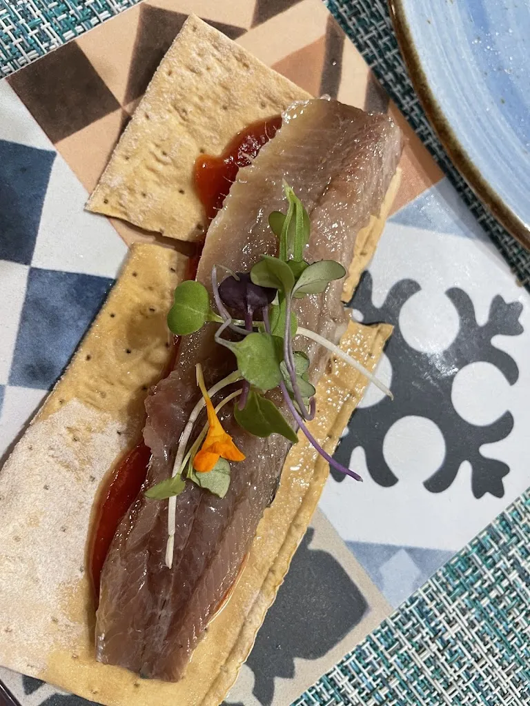 Tom Freebairn_La Algarbía_Pizarra_review