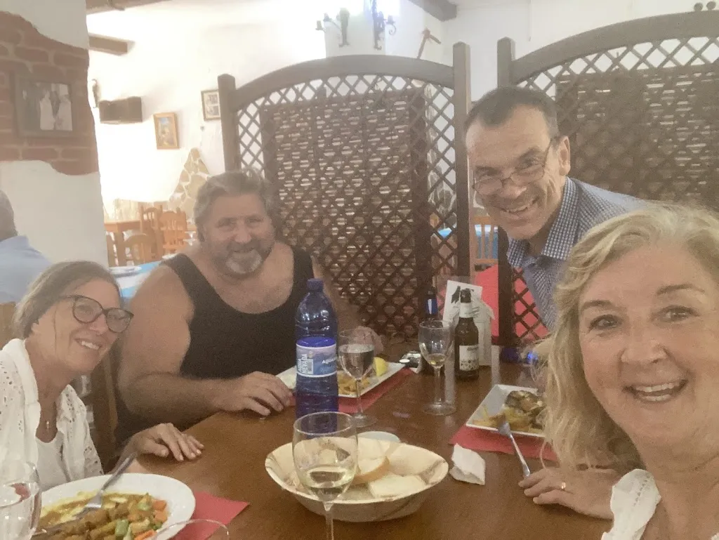 laura rees_Restaurante El Bodegón de Rafi_Pizarra_review