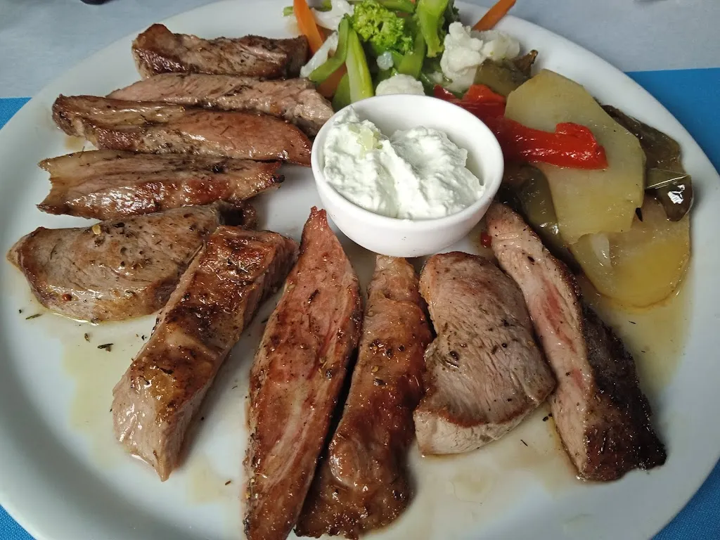 Restaurante El Bodegón de Rafi_Pizarra_slider_image_3