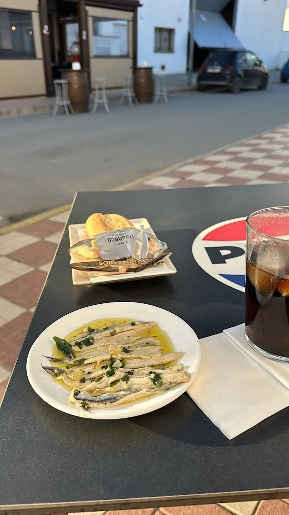 Ruben Eduardo Barraez_Los Pacheco Gastrobar_Pizarra_review