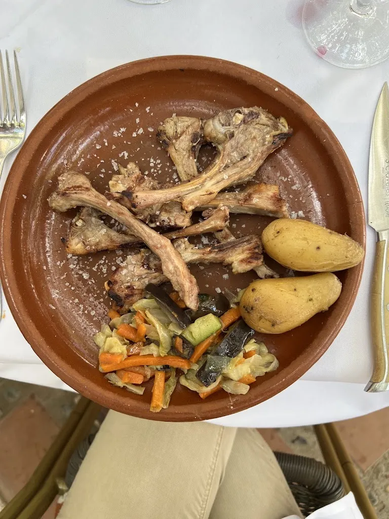 Restaurante @ Cortijo del Arte_Pizarra_slider_image_3