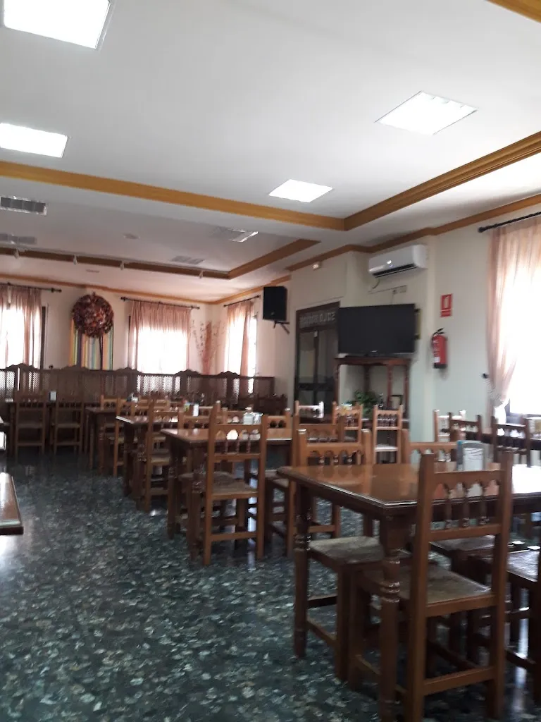 Peña Los Cafeteras restaurant in Pizarra