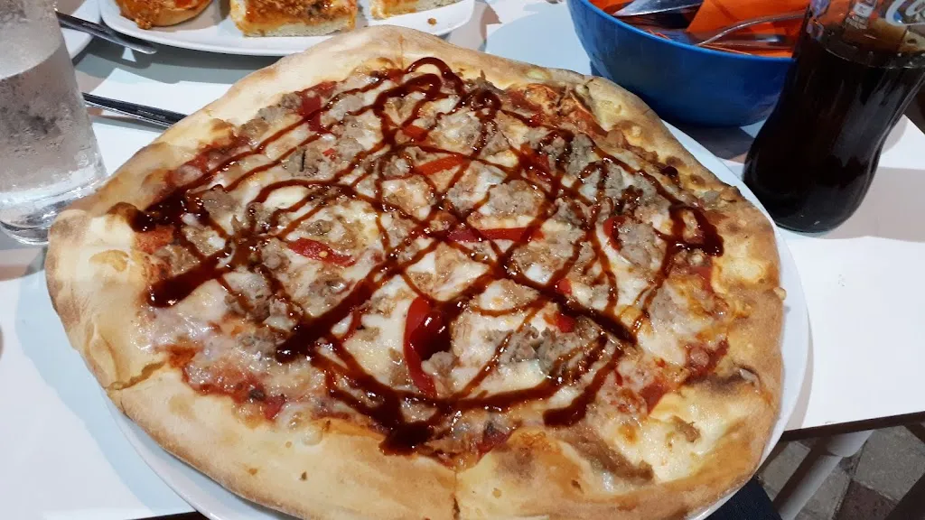 Restaurante Trattoria di Capri_Pizarra_slider_image_2