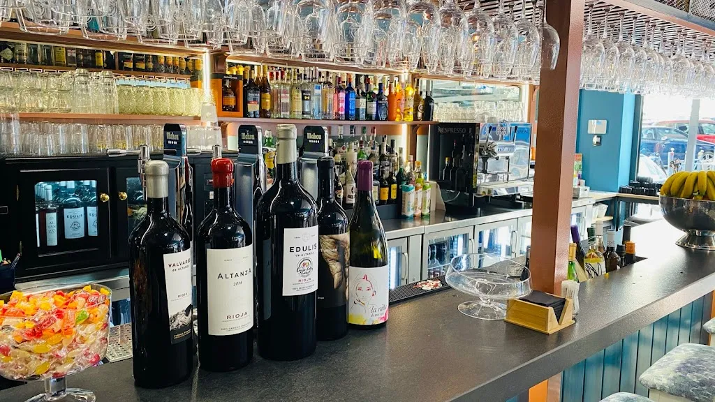 Taberna Cruza la Calle ristorante a Vélez-Málaga