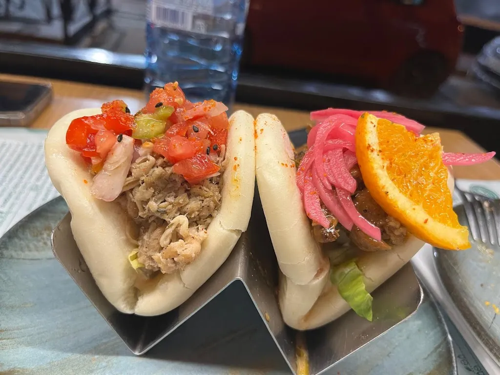 Taberna Cruza la Calle_Vélez-Málaga_slider_image_3