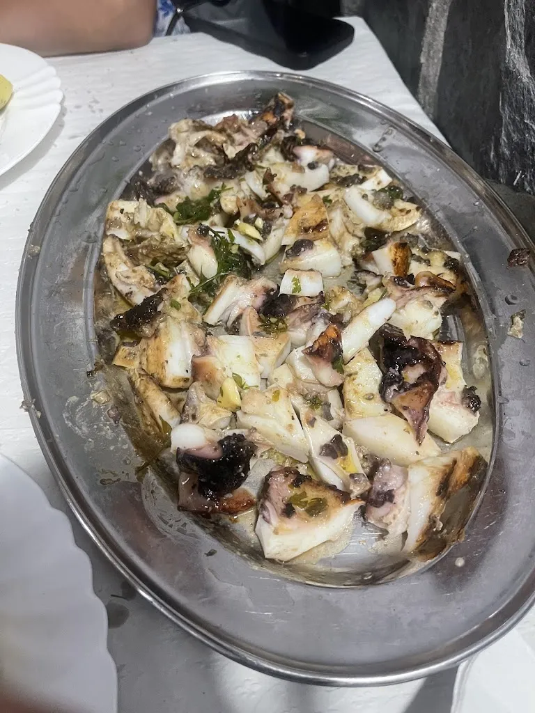 yessine chakroun_Dolores El Chispa_Nerja_review