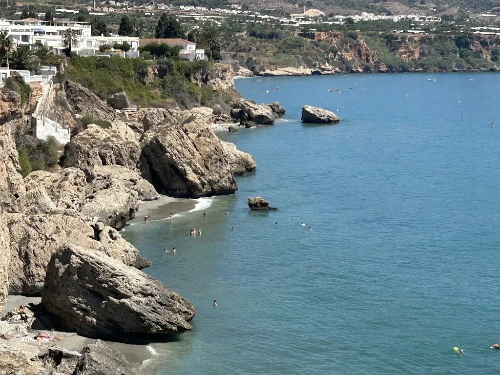MJ_lwr_Puerta del Mar_Nerja_review