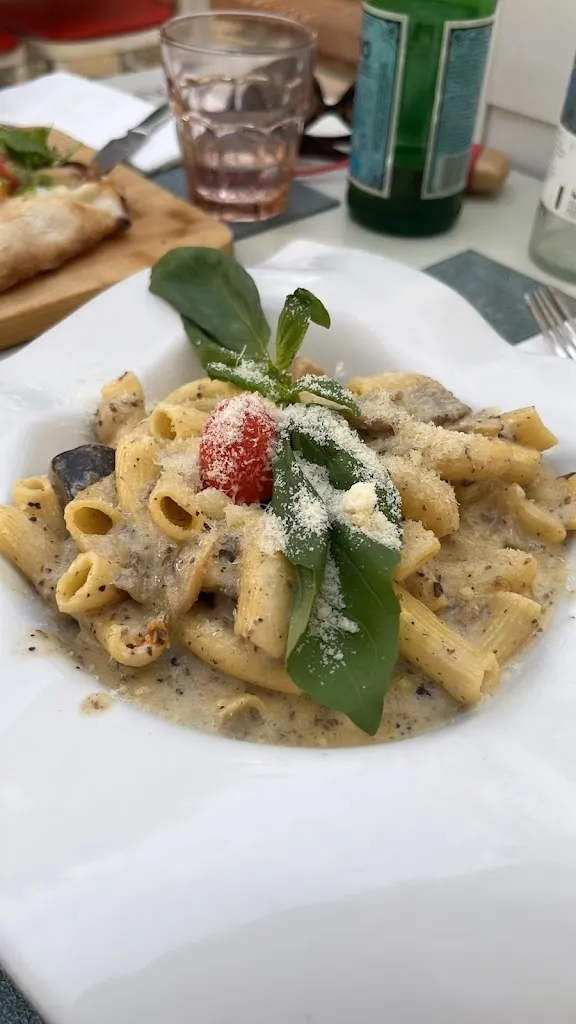 Dyl_L'antica Nonna Mia_Nerja_review