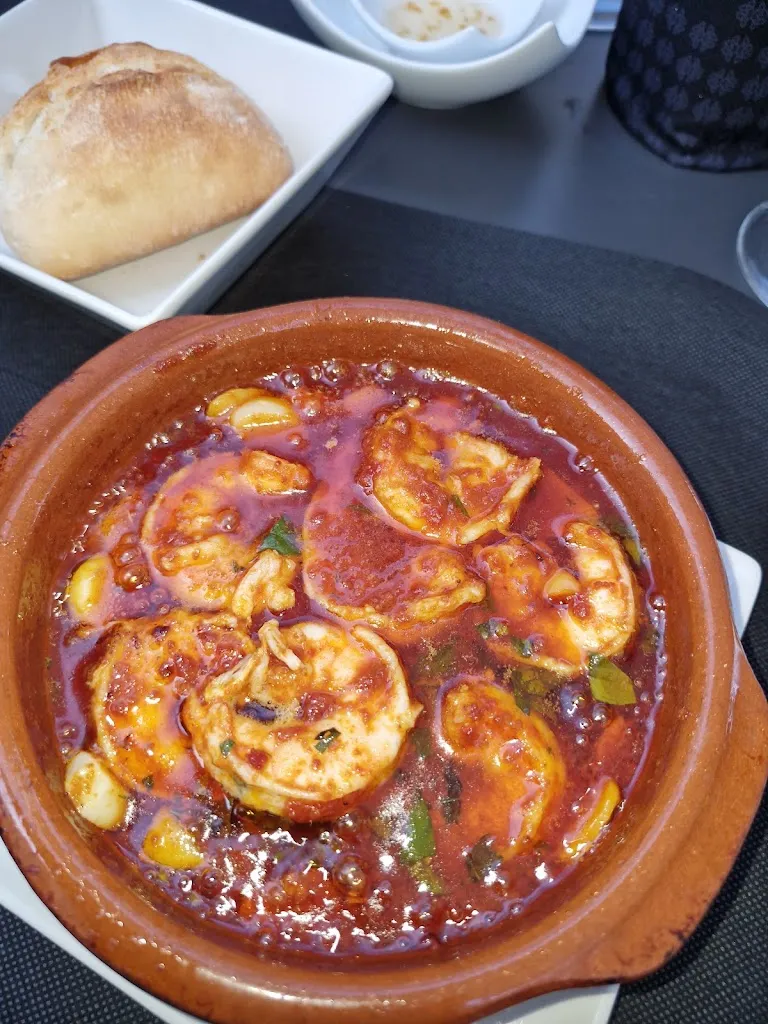 Andrew Coplestone_SomSom Delicias Asiáticas_Nerja_avis