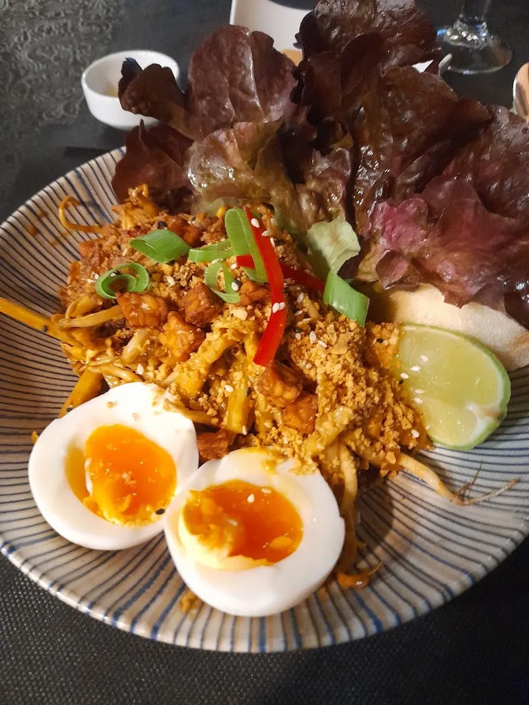 Martijn Westdijk_SomSom Delicias Asiáticas_Nerja_avis