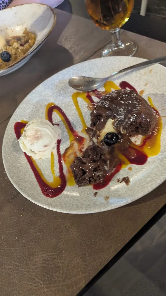 Les Girvan_Restaurante Unico_Nerja_review