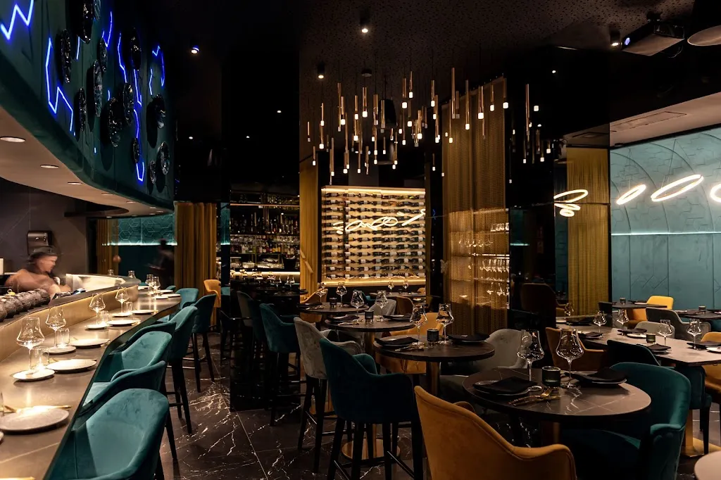 Oculto l Restaurante Nerja_Nerja_slider_image_1