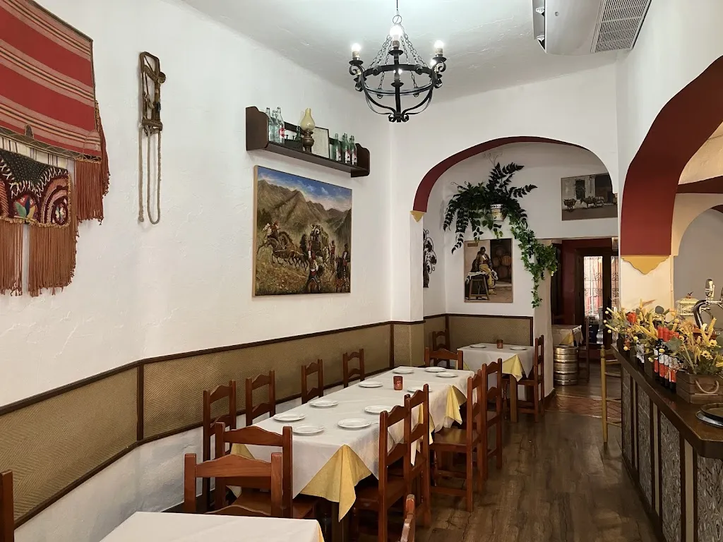 Restaurante La Bodega de Antonia_Nerja_slider_image_1