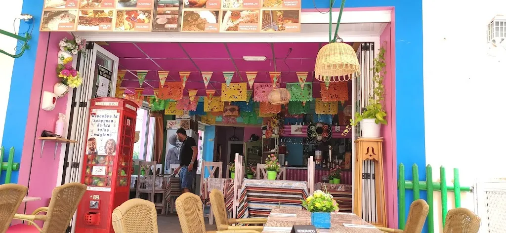 Andele Andele_Nerja_slider_image_1