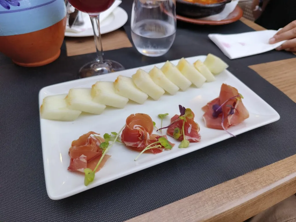 Albert Wood_Restaurante Pacomari_Nerja_review