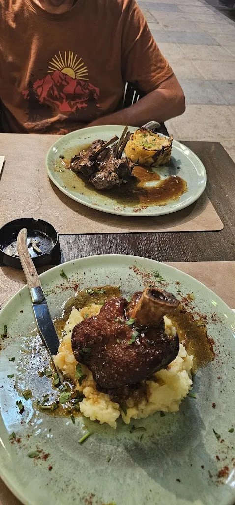 Charlotte Nurse_Del Mar...y Del Sol Cafe_Nerja_review