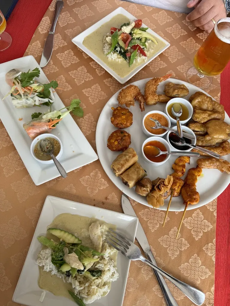 Alexandra Sheri_Yuu Taley Restaurant_Nerja_review