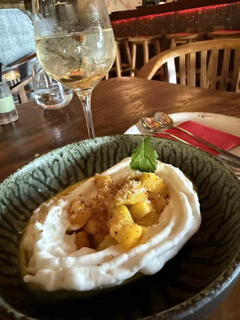 David Hopkins_Tiki_Torremolinos_review