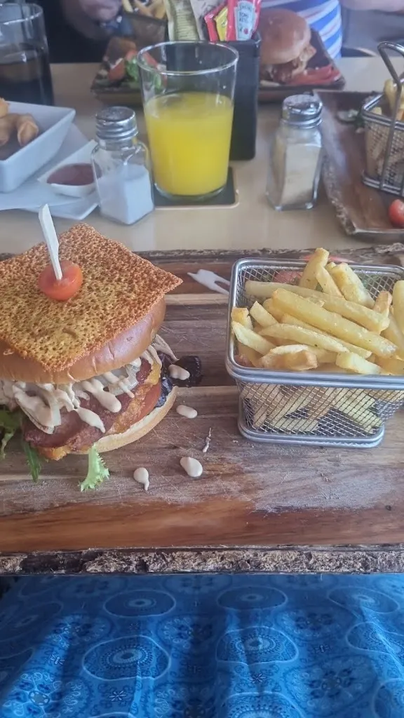 Colette Mclachlan_The Cosy Corner | Bar_Torremolinos_review