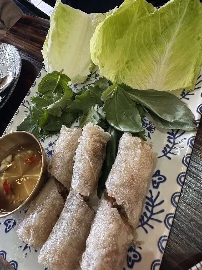 Maria Margarita de Jesus_Restaurante It's Vietnam Beach_Torremolinos_review