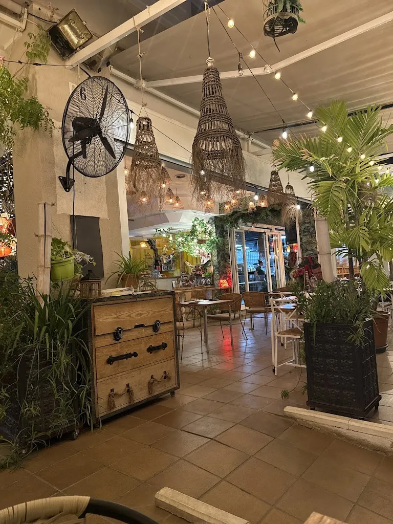 Restaurante It's Vietnam Beach_Torremolinos_slider_image_3