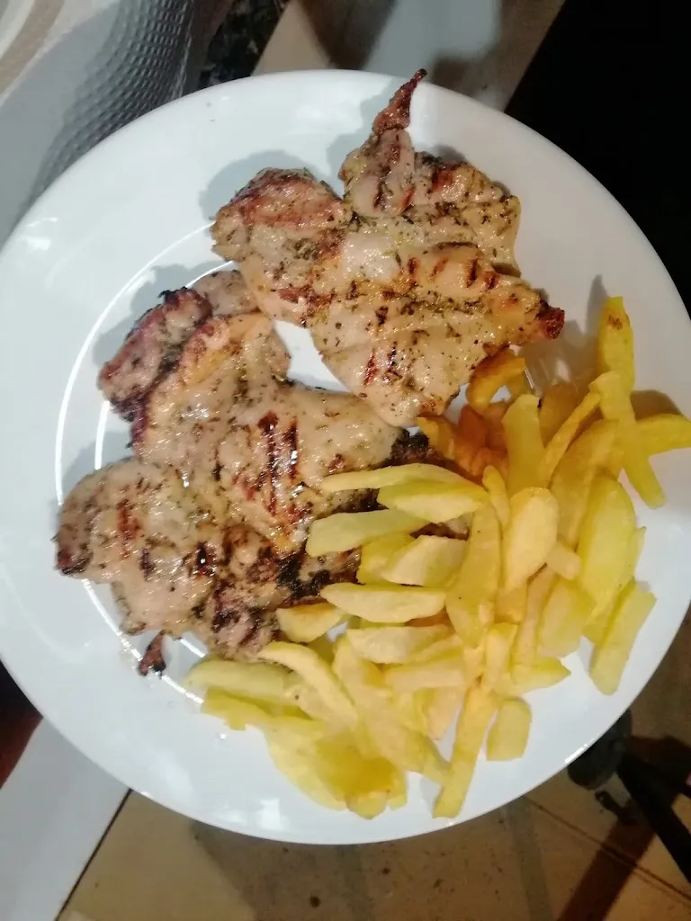 Bar Miguel_Villanueva de Tapia_slider_image_2