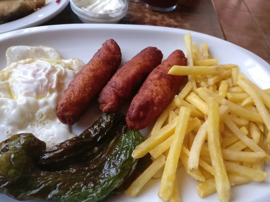 Ailin Martinez_Pedro Sánchez Romero_Villanueva de Algaidas_recensione