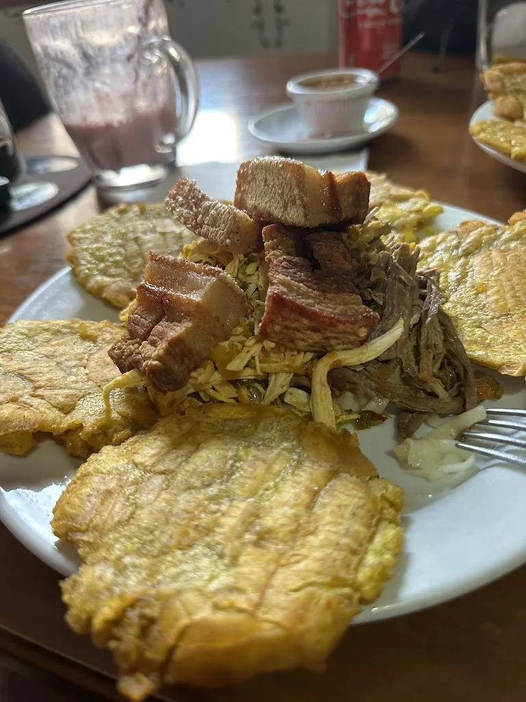 Benjamin Vikum_Bar Colombiano El Carrito_Petrer_review