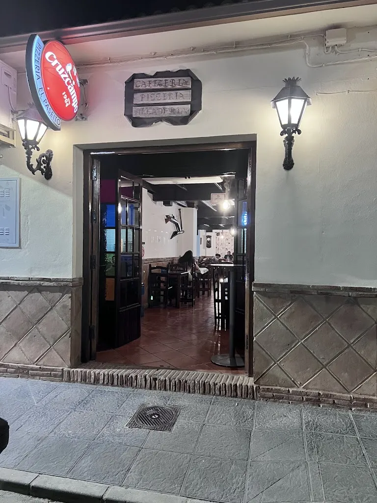 Inmobiliaria Sa Marina_Pizzería El Paseito_Villanueva de la Concepción_review