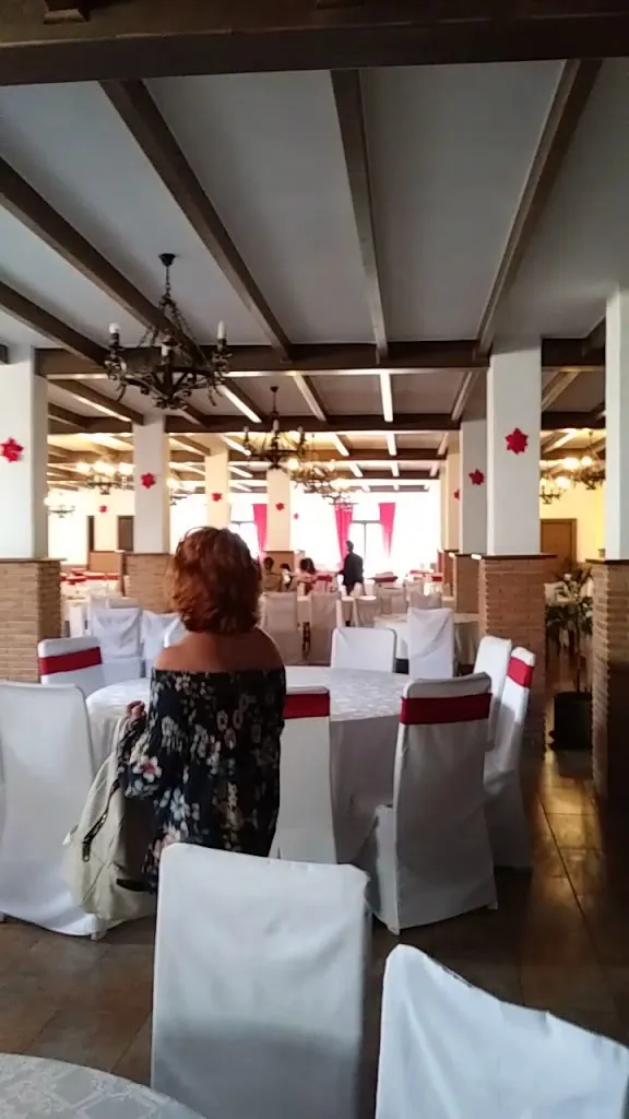 Hostal Restaurante El Cerezo_Villanueva del Rosario_slider_image_2