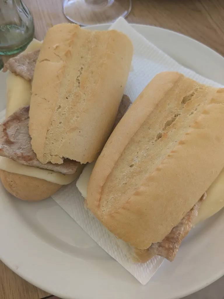 Menu_Gasolinera Con Parque_Villanueva del Rosario_image_7