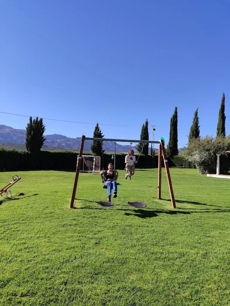 Gasolinera Con Parque_Villanueva del Rosario_slider_image_3