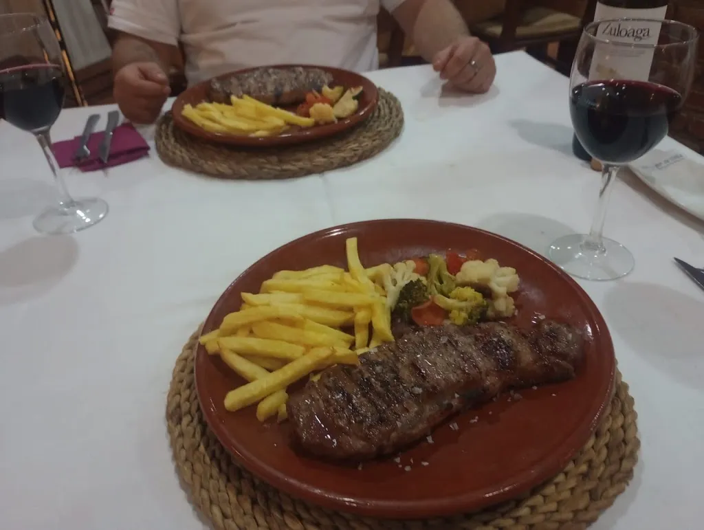 lewis ford_VENTA LA VIÑA_Viñuela_review