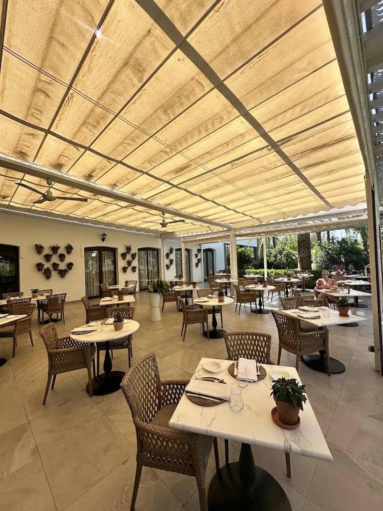 Nicholas Bridgeman_Restaurant B Bou Hotel La Viñuela & Spa_Viñuela_review