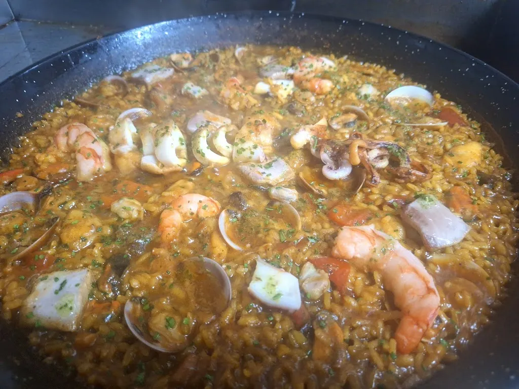 Mesón Willy_Águilas_slider_image_3