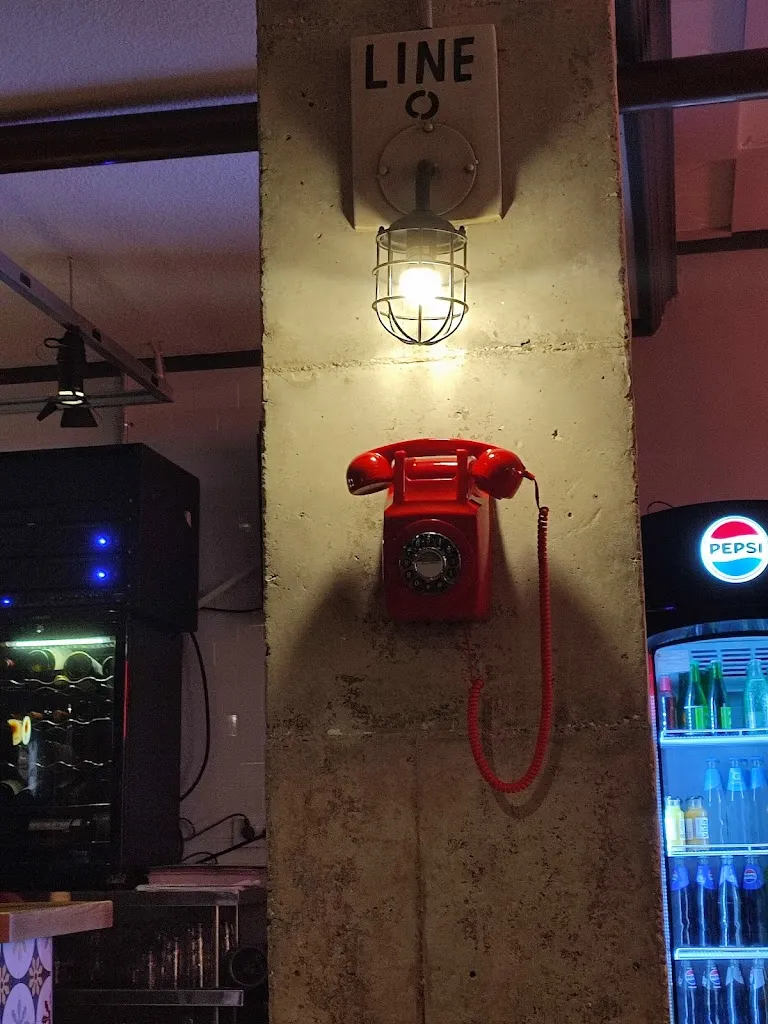 a M_La Taberna Mediática_Águilas_review