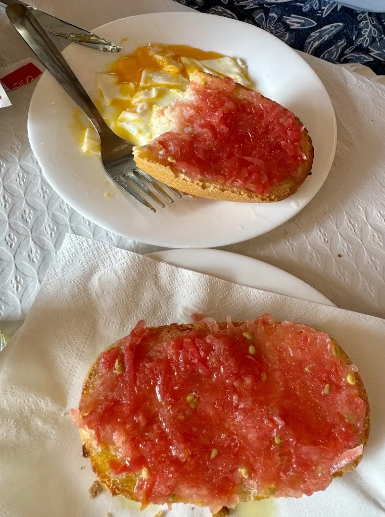 Beth Donahue_La Cabaña Del Canario_Torrox_review