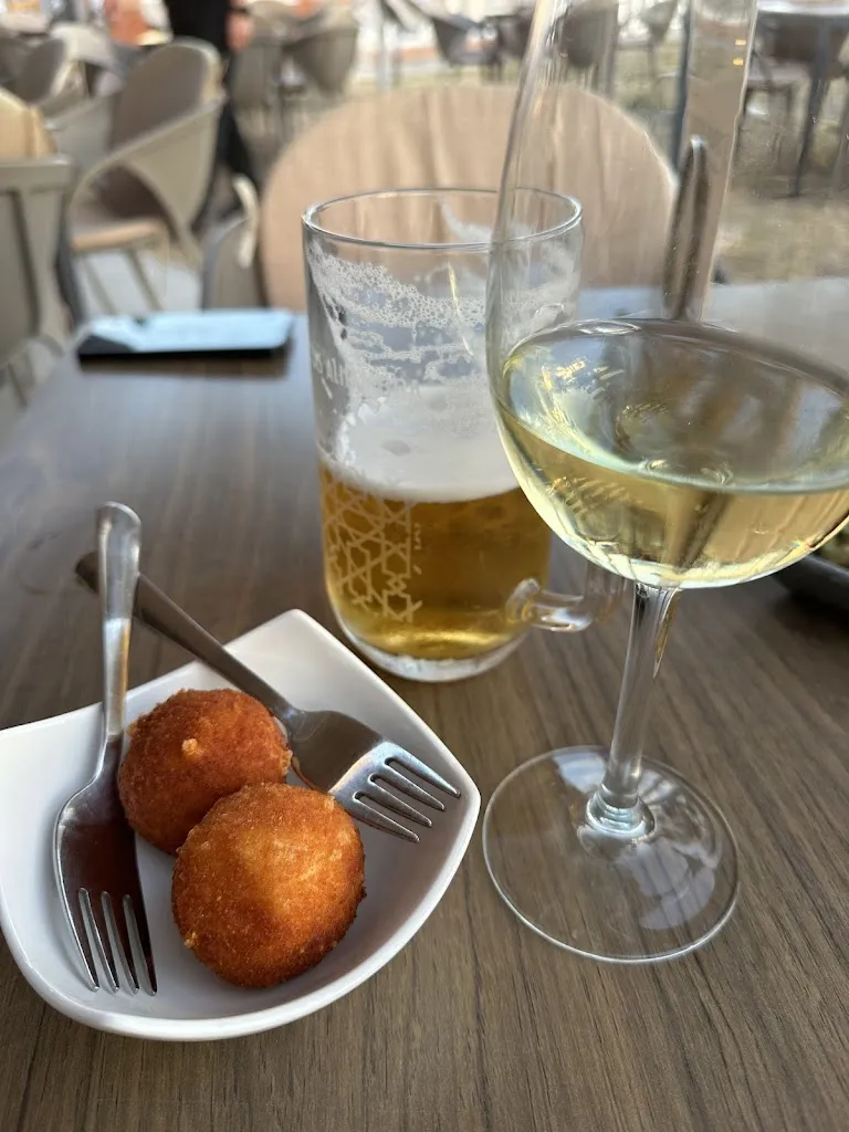 Menu_3 monkeys Torrox Costa_Torrox_immagine_6