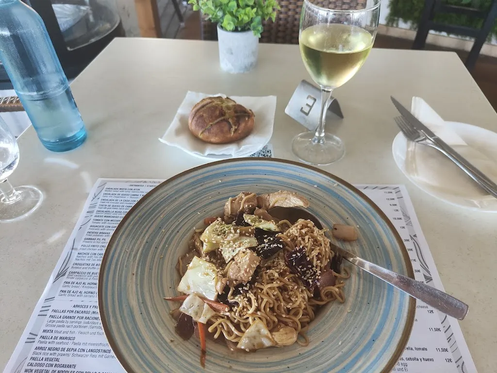 Tommy Boman_Chiringuito Mambo Restaurant_Torrox_review