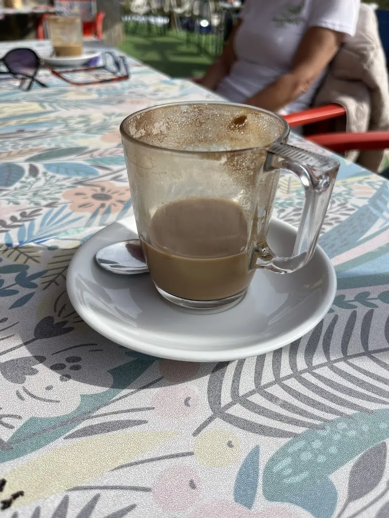 Ray Rowles_El Kiosco by Amanda Pérez_Torrox_review