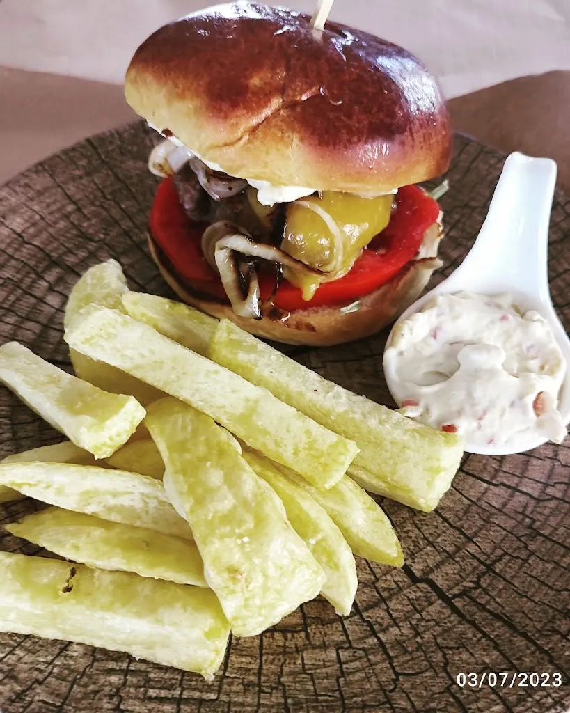 La pataleta Taberna de Playa restaurant in Torrox