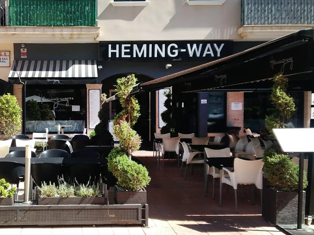 Bistró Heming-way restaurant in Alcázares Los