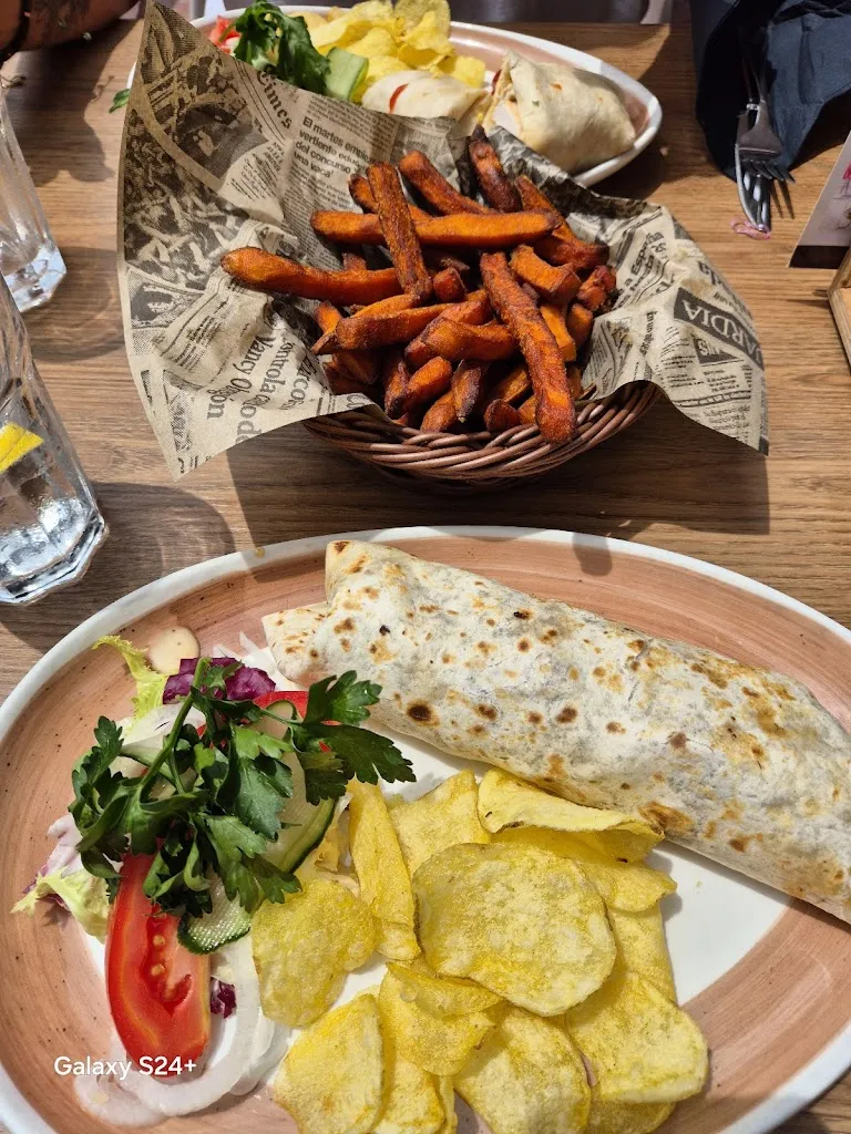 Jonathan Atkinson_Restaurante Tipsy Thistle_Alcázares Los_review