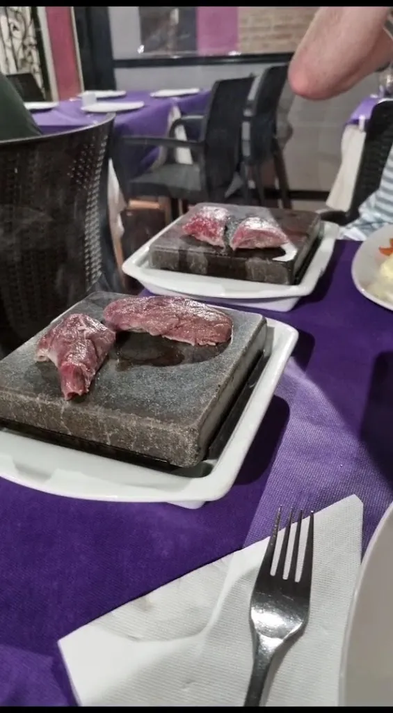 La Diva International Restaurant_Alcázares Los_slider_image_2