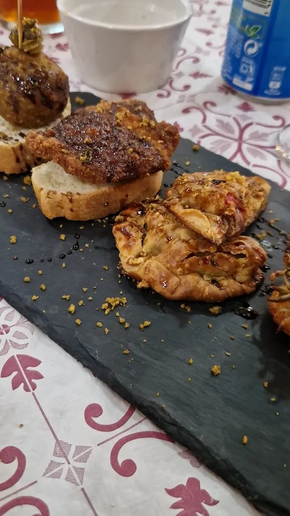 Mesón Flamingo_Abarán_slider_image_2