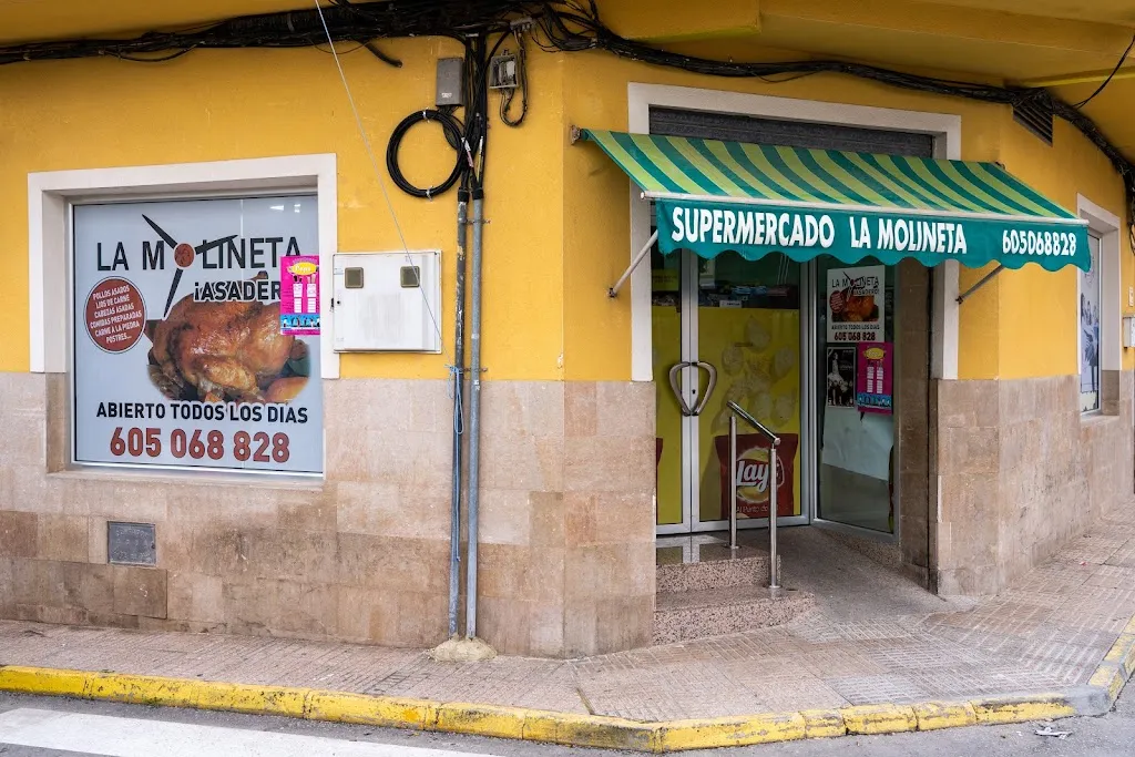 Supermercado y asadero La Molineta restaurant in Alguazas