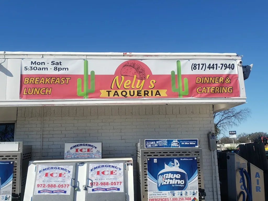 Nely's Taqueria restaurant in Aledo