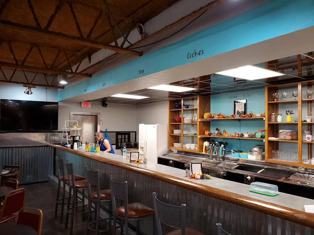 Lovie's Bistro_Aledo_slider_image_1